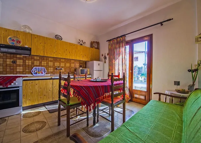 Nyaraló Apostolos House